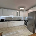 Дава се под наем Тристаен апартамент в София, Зона Б-18 - 110 кв.м за 1000 € - Снимка #1