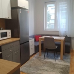 Дава се под наем Двустаен апартамент в Бургас, Център - 72 кв.м за 450 € - Снимка #1