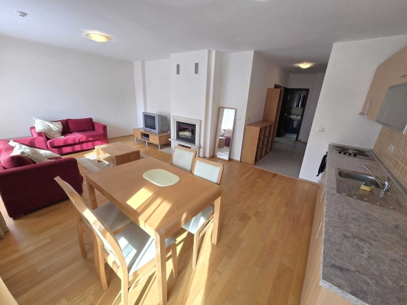 Тристаен апартамент в Банско - 102 кв.м за 1275 €/кв.м - Снимка #1