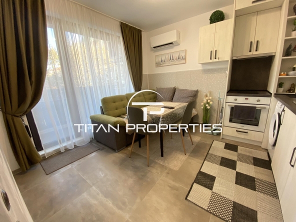 Дава се под наем Двустаен апартамент в Варна, Център - 42 кв.м за 639 € - Снимка #1