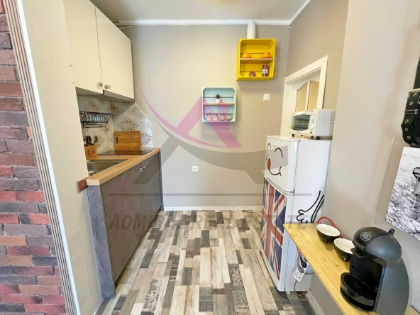 Дава се под наем Двустаен апартамент в Варна, Център - 60 кв.м за 450 € - Снимка #1