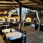 Дава се под наем Заведение в Банско - 300 кв.м за 51 € - Снимка #1