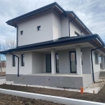 Къща в Пловдив, Остромила - 380 кв.м за 1048 €/кв.м - Снимка #1