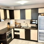 Дава се под наем Тристаен апартамент в Бургас, Лазур - 85 кв.м за 612 € - Снимка #1