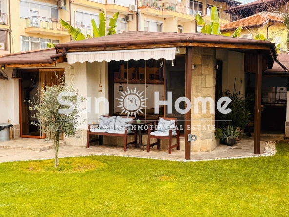 Къща в Свиленград - 380 кв.м за 1132 €/кв.м - Снимка #1