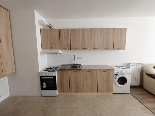 Дава се под наем Двустаен апартамент в София, Кръстова вада - 86 кв.м за 690 € - Снимка #1