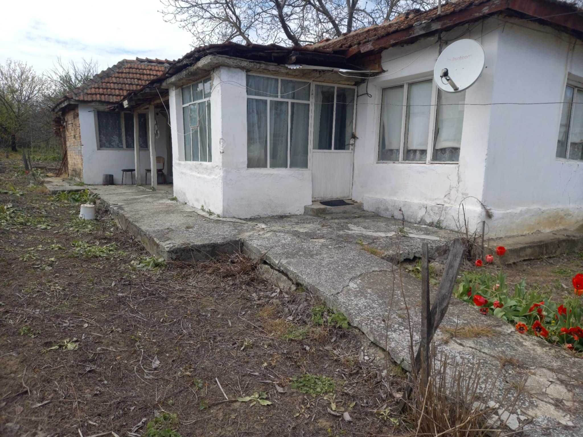 Къща в Долни чифлик - 60 кв.м за 1000 €/кв.м - Снимка #1