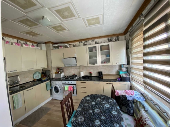 Тристаен апартамент в Провадия - 70 кв.м за 836 €/кв.м - Снимка #1