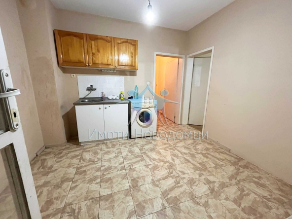 Четиристаен апартамент в Шумен, Пазара - 105 кв.м за 948 €/кв.м - Снимка #1