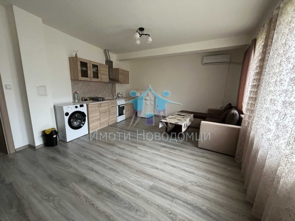Двустаен апартамент в Шумен, Пазара - 63 кв.м за 2024 €/кв.м - Снимка #1