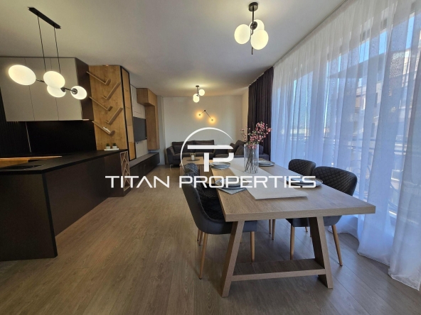 Дава се под наем Тристаен апартамент в Пловдив, Христо Смирненски - 122 кв.м за 747.66 € - Снимка #1