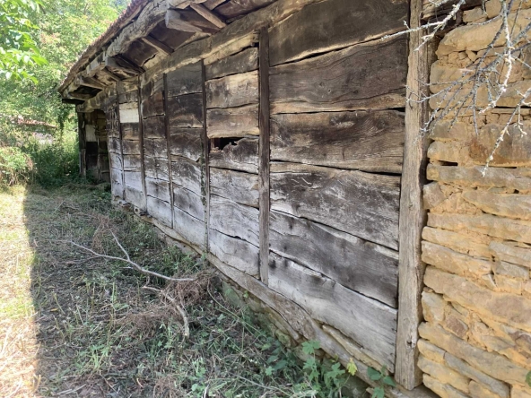 Парцел в Габрово, Трендафил 1 - 4002 кв.м за 4 €/кв.м - Снимка #1