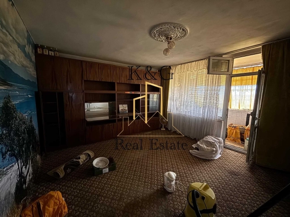 Двустаен апартамент в Разград, Орел - 63 кв.м за 1134 €/кв.м - Снимка #1