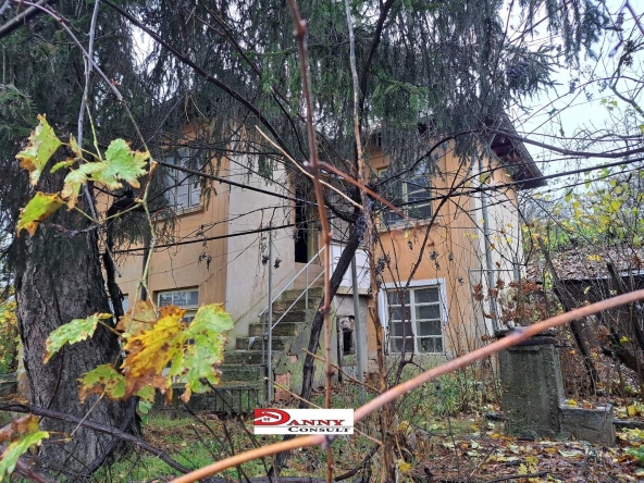 Къща в Велико Търново, Акация - 100 кв.м за 40 €/кв.м - Снимка #1