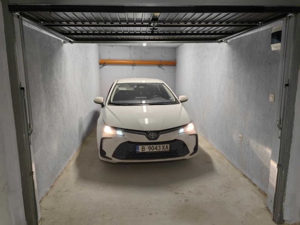 Дава се под наем Гараж / Паркомясто в Варна, Център - 22 кв.м за 127.5 € - Снимка #1