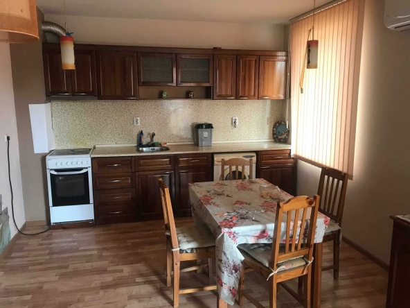 Дава се под наем Двустаен апартамент в София, Витоша - 57 кв.м за 348.84 € - Снимка #1