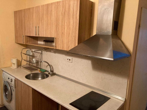 Дава се под наем Двустаен апартамент в София, Люлин 10 - 49 кв.м за 323.85 € - Снимка #1