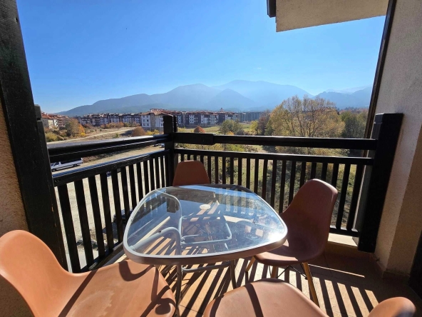 Тристаен апартамент в Банско - 98 кв.м за 677 €/кв.м - Снимка #1