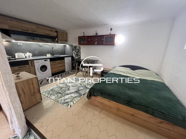 Дава се под наем Двустаен апартамент в Варна, м-т Траката - 50 кв.м за 518.67 € - Снимка #1