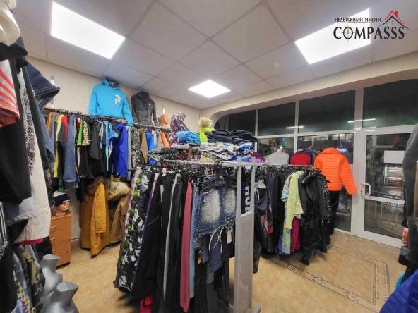 Дава се под наем Магазин в Добрич, Център - 90 кв.м за 663 € - Снимка #1