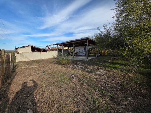 Парцел в с. Пчелник, Област Варна - 650 кв.м за 15 €/кв.м - Снимка #1