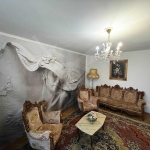 Дава се под наем Четиристаен апартамент в Варна, Център - 105 кв.м за 698.19 € - Снимка #1