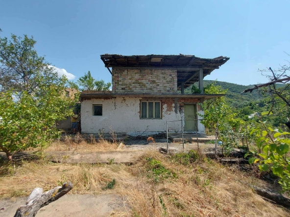 Къща в Търговище, Вилна зона - 66 кв.м за 116 €/кв.м - Снимка #1