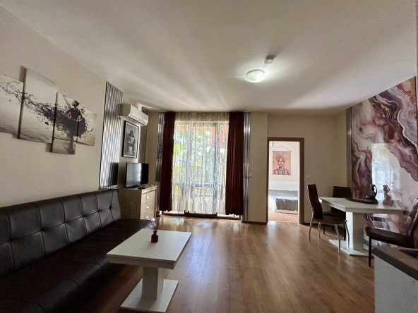 Двустаен апартамент в к.к. Слънчев бряг - 55 кв.м за 723 €/кв.м - Снимка #1