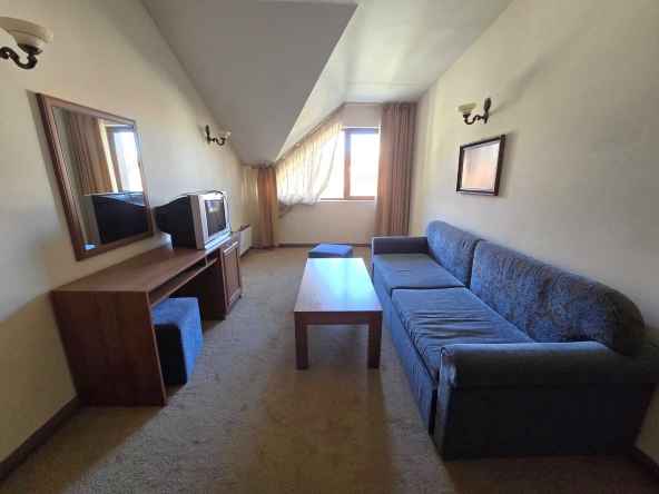 Тристаен апартамент в Банско - 102 кв.м за 490 €/кв.м - Снимка #1