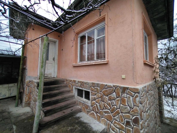 Къща в с. Радилово, Област Пазарджик - 100 кв.м за 266 €/кв.м - Снимка #1