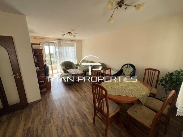 Дава се под наем Тристаен апартамент в Варна, Бриз - 83 кв.м за 578.34 € - Снимка #1