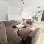 Дава се под наем Четиристаен апартамент в София, Зона Б-18 - 184 кв.м за 897.6 € - Снимка #1