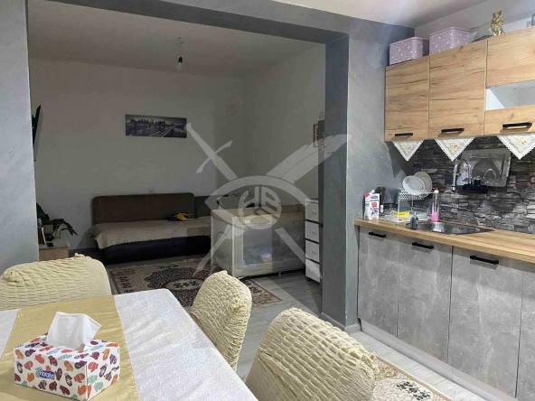 Къща в Карнобат - 87 кв.м за 323 €/кв.м - Снимка #1