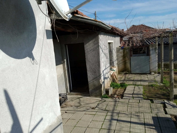 Къща в с. Пъдарско, Област Пловдив - 85 кв.м за 360 €/кв.м - Снимка #1