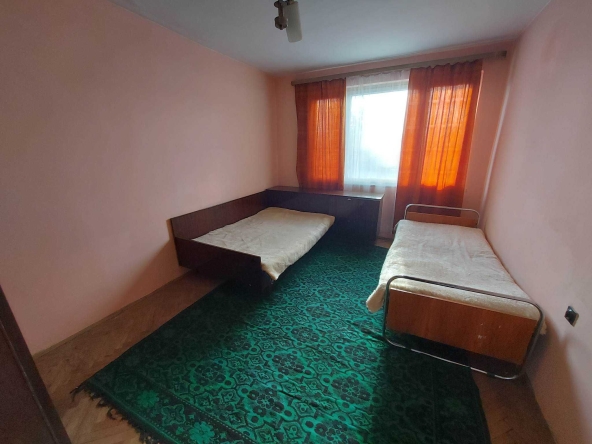 Тристаен апартамент в Търговище, Център - 66 кв.м за 673 €/кв.м - Снимка #1