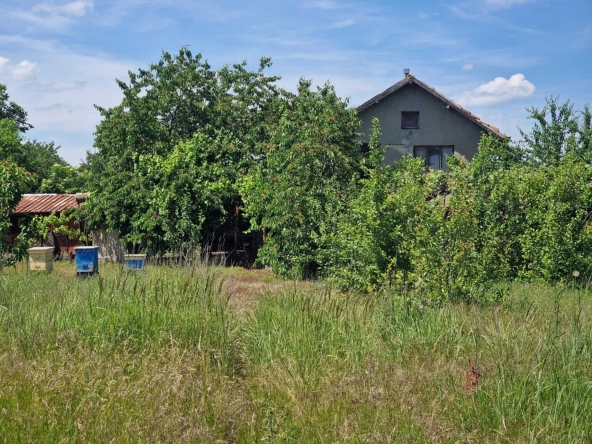 Парцел в Варна, Бриз - 1630 кв.м за 14 €/кв.м - Снимка #1