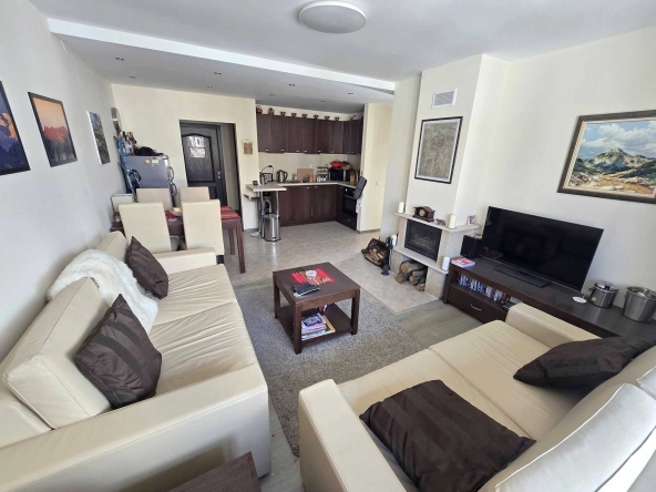 Тристаен апартамент в Банско - 98 кв.м за 755 €/кв.м - Снимка #1