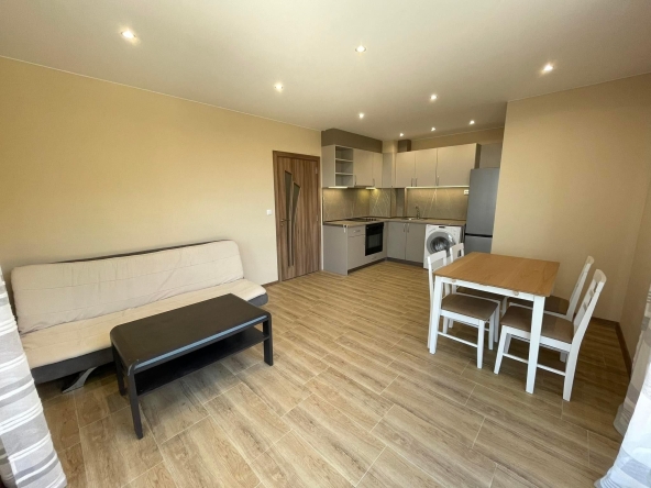 Дава се под наем Двустаен апартамент в Варна, Виница - 65 кв.м за 418.71 € - Снимка #1