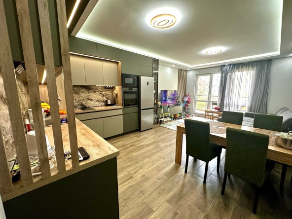 Тристаен апартамент в Варна, Левски - 86 кв.м за 1382 €/кв.м - Снимка #1