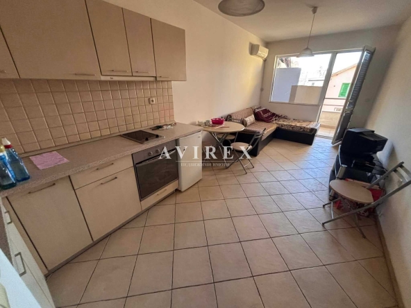 Дава се под наем Едностаен апартамент в Пловдив, Кючук Париж - 40 кв.м за 204 € - Снимка #1