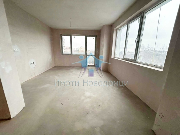 Дава се под наем Двустаен апартамент в Шумен, Пазара - 75 кв.м за 104734.62 € - Снимка #1