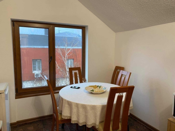 Дава се под наем Едностаен апартамент в Шумен, Център - 34 кв.м за 199.41 € - Снимка #1