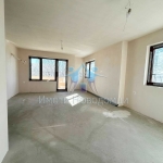 Тристаен апартамент в Шумен, Пазара - 102 кв.м за 745 €/кв.м - Снимка #1