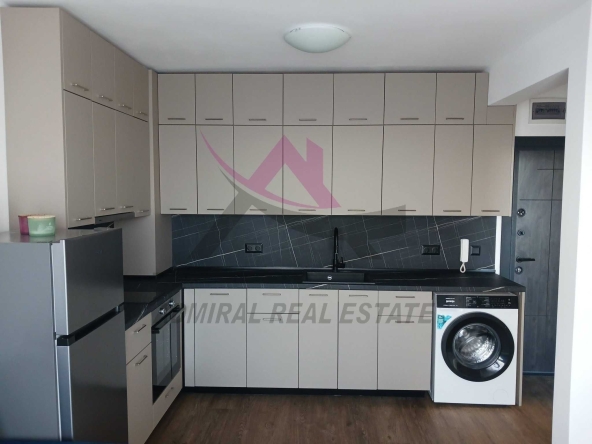 Дава се под наем Двустаен апартамент в Варна, Възраждане 3 - 60 кв.м за 448.8 € - Снимка #1