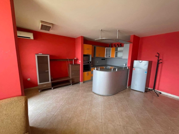 Дава се под наем Тристаен апартамент в София, Стрелбище - 123 кв.м за 600 € - Снимка #1