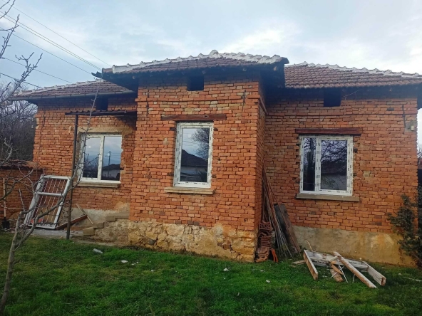 Къща в с. Новачене, Област София-област - 41 кв.м за 560 €/кв.м - Снимка #1