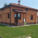 Дава се под наем Къща в Елин Пелин - 30 кв.м за 229.5 € - Снимка #1