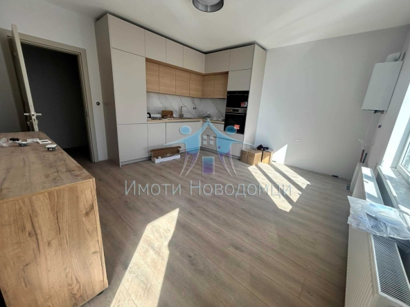 Тристаен апартамент в Шумен, Пазара - 90 кв.м за 737 €/кв.м - Снимка #1