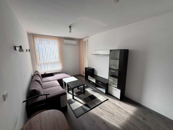 Дава се под наем Двустаен апартамент в София, Център - 65 кв.м за 648.21 € - Снимка #1