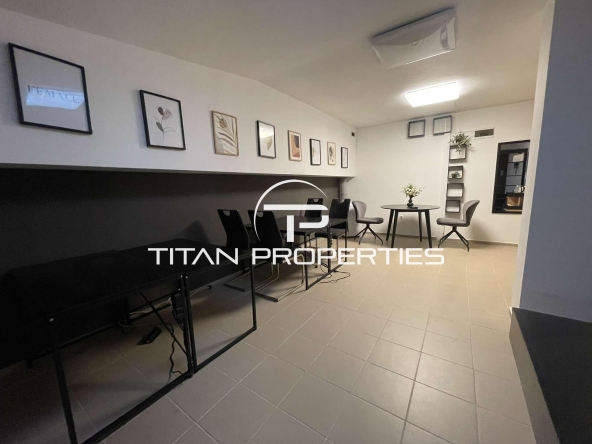 Дава се под наем Офис в Варна, Център - 25 кв.м за 289.17 € - Снимка #1